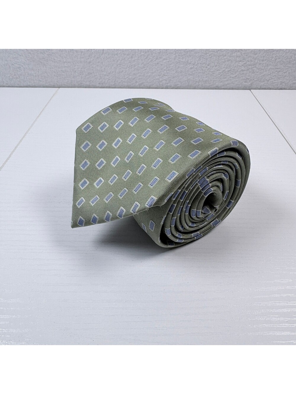 Kenneth Cole New York Silk Tie Sage Green Blue Geometric Rectangle Neat Necktie